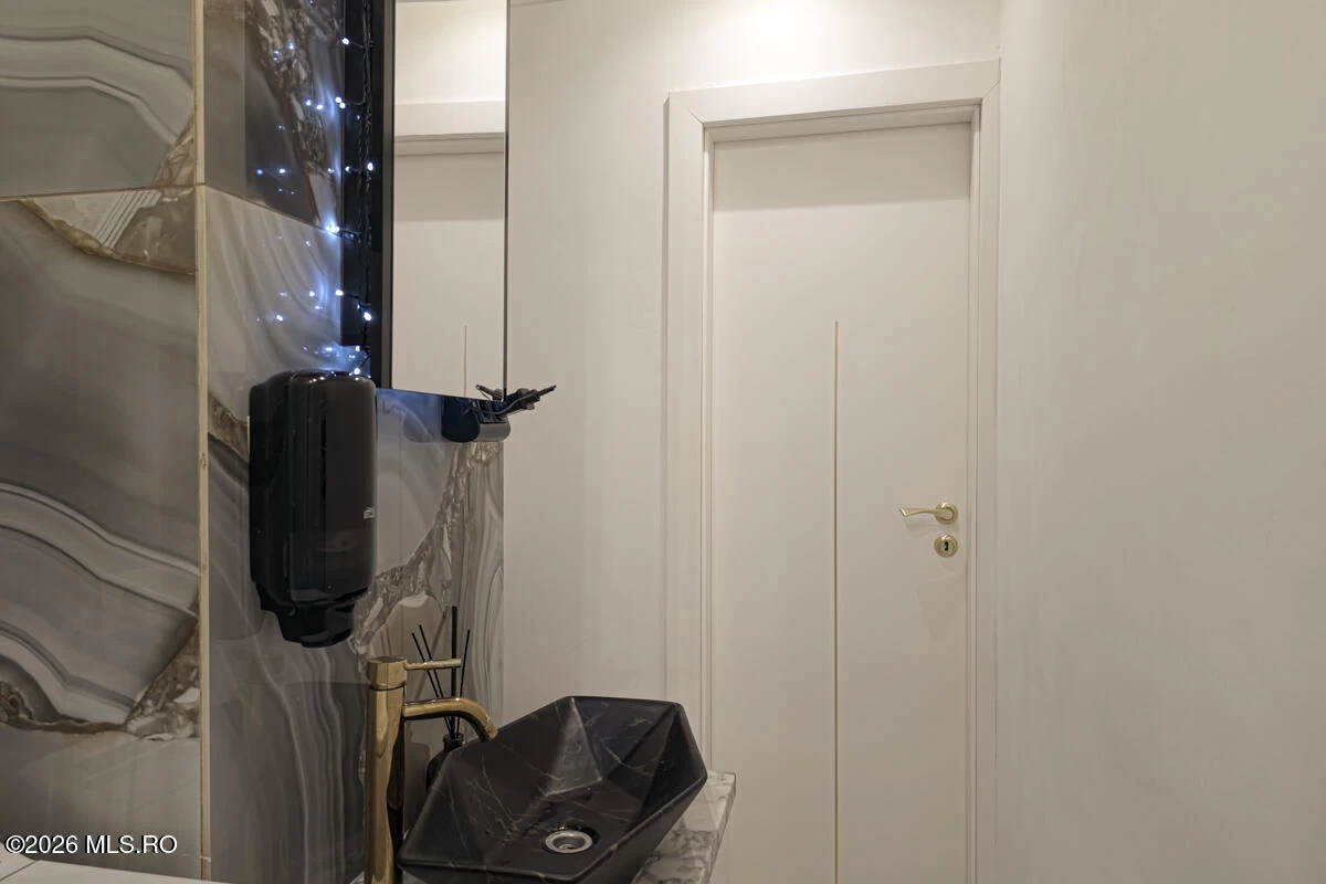 Bulevardul LIVIU REBREANU 148 Sc. C, parter, Ap. 4, Timisoara, Timis, 300723, 1 Dormitor Dormitoare, 1 BaieBăi,Apartament,Reprezentari Comision 0%,LIVIU REBREANU,0,03-388