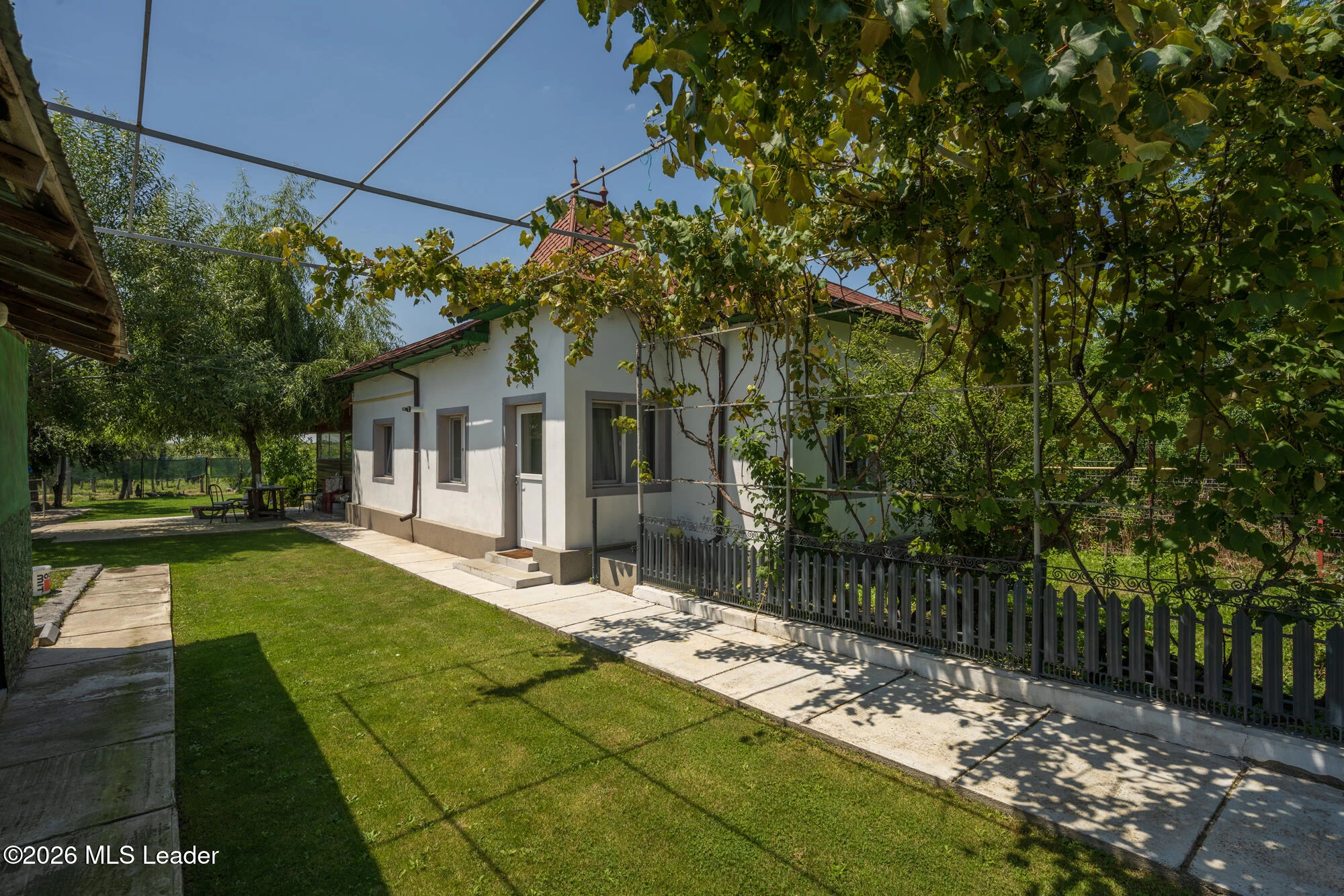 Strada MIHAI VITEAZUL 110, Moara, Dambovita, 137385, 2 Dormitor Dormitoare, 1 BaieBăi,Casa/Vila,Reprezentari Comision 0%,MIHAI VITEAZUL,0,01-6984