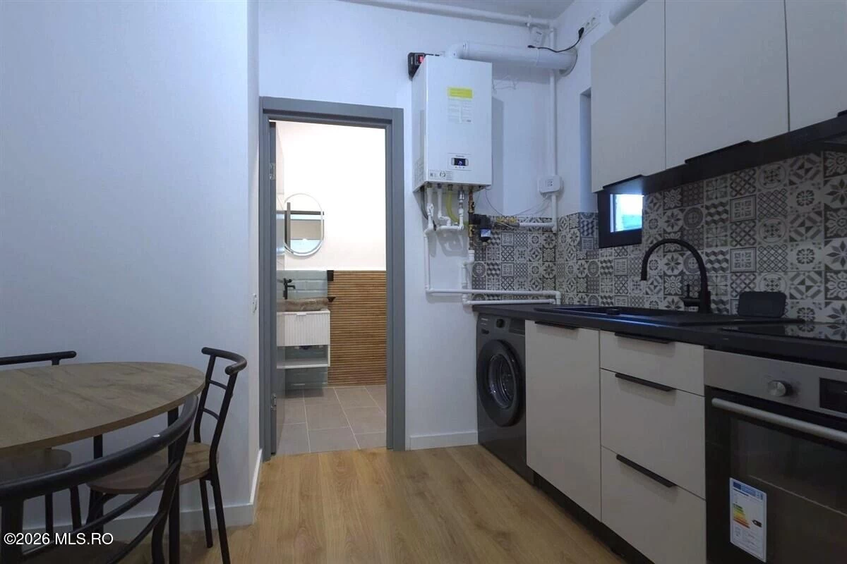 Bulevardul TOMIS 76 Et.1, Ap.1, Constanta, Constanta, 900657, 2 Dormitoare Dormitoare, 2 BăiBăi,Apartament,Reprezentari Comision 0%,TOMIS,0,05-2688