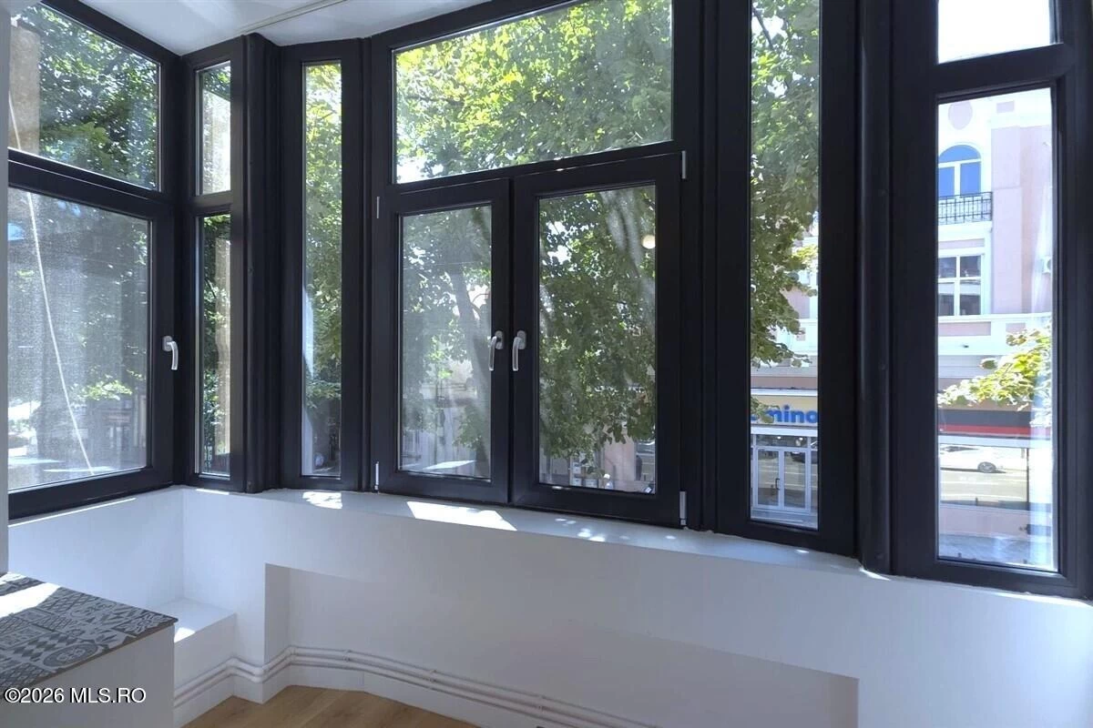 Bulevardul TOMIS 76 Et.1, Ap.1, Constanta, Constanta, 900657, 2 Dormitoare Dormitoare, 2 BăiBăi,Apartament,Reprezentari Comision 0%,TOMIS,0,05-2688