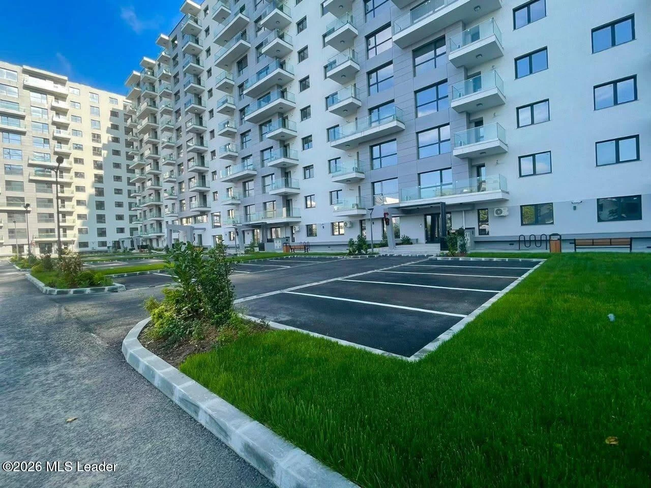 Drumul NISIPOASA, Bucuresti, Bucuresti Ilfov, 1 Dormitor Dormitoare, 2 BăiBăi,Apartament,Anunturi Verificate,NISIPOASA,0,F1-256384