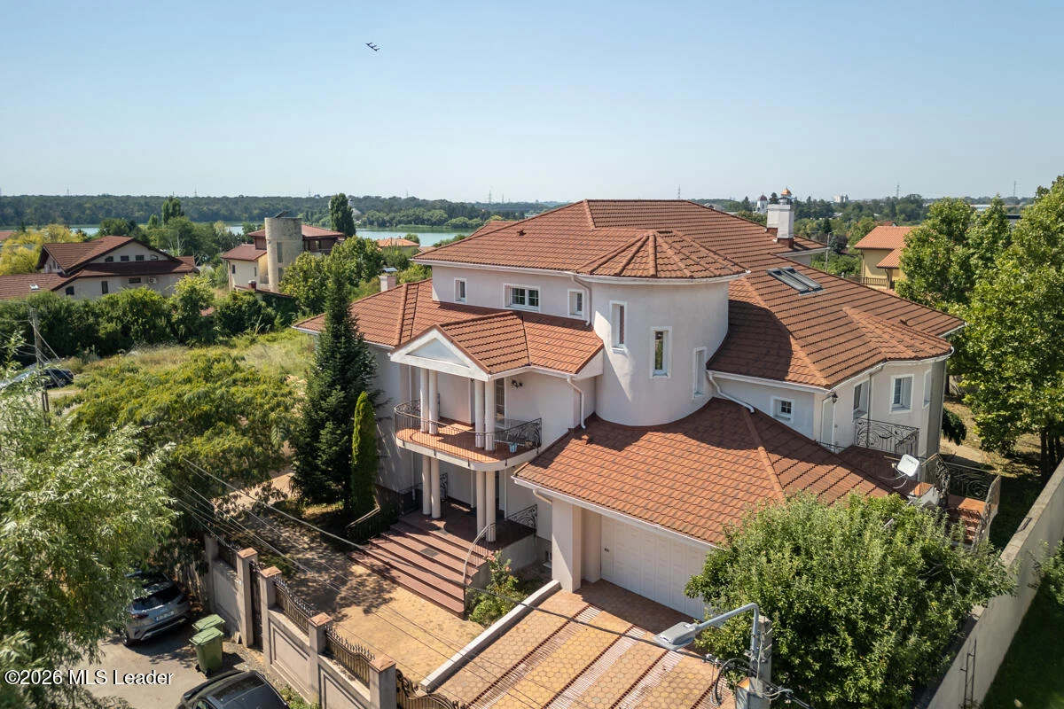 Strada LUCEAFARULUI 4A, Cernica, Bucuresti Ilfov, 077035, 7 Dormitoare Dormitoare, 8 BăiBăi,Casa/Vila,Reprezentari Comision 0%,LUCEAFARULUI,0,01-6994