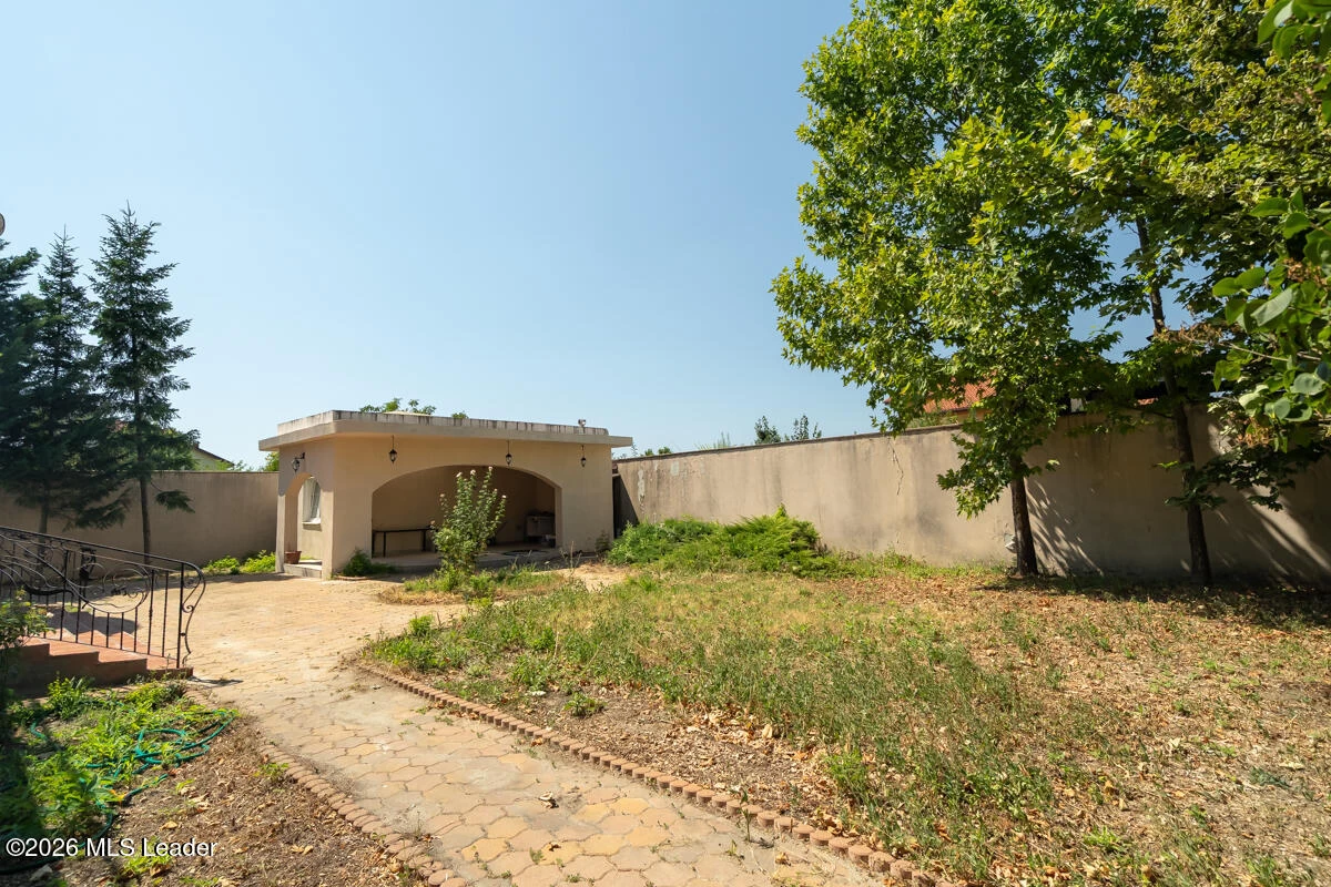 Strada LUCEAFARULUI 4A, Cernica, Bucuresti Ilfov, 077035, 7 Dormitoare Dormitoare, 8 BăiBăi,Casa/Vila,Reprezentari Comision 0%,LUCEAFARULUI,0,01-6994