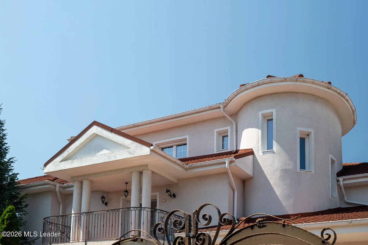 Strada LUCEAFARULUI 4A, Cernica, Bucuresti Ilfov, 077035, 7 Dormitoare Dormitoare, 8 BăiBăi,Casa/Vila,Reprezentari Comision 0%,LUCEAFARULUI,0,01-6994