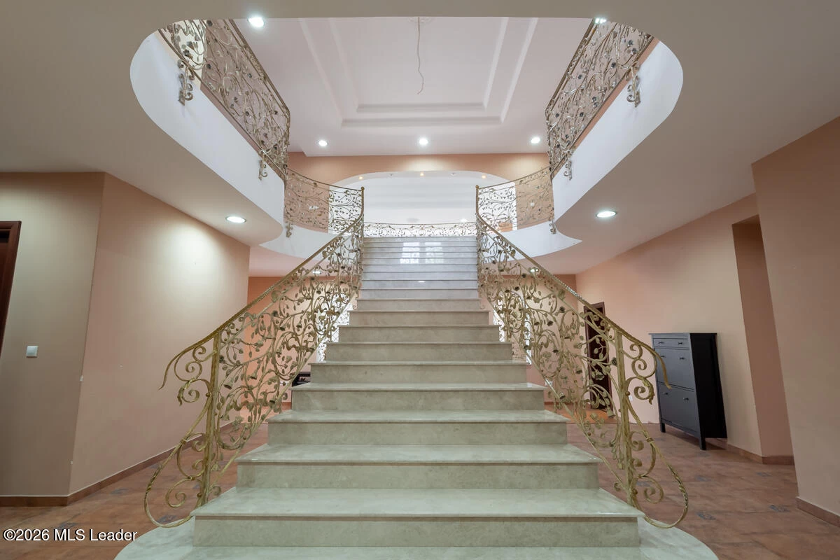 Strada LUCEAFARULUI 4A, Cernica, Bucuresti Ilfov, 077035, 7 Dormitoare Dormitoare, 8 BăiBăi,Casa/Vila,Reprezentari Comision 0%,LUCEAFARULUI,0,01-6994