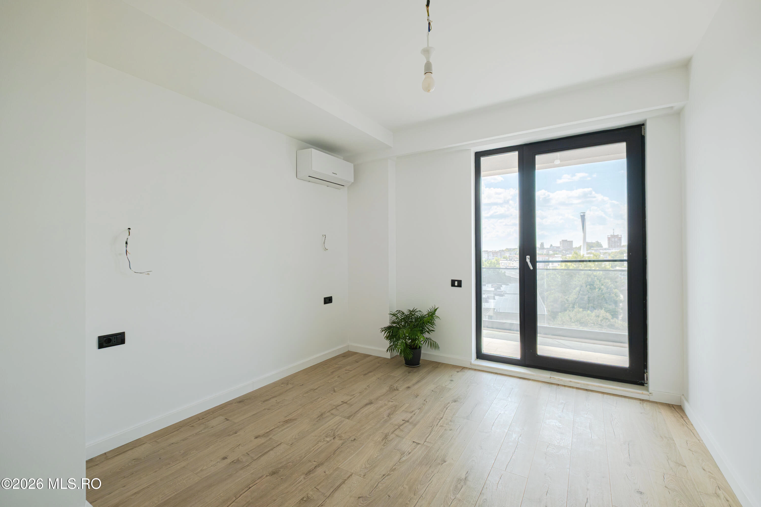 Strada 1 MAI 44 Lot 1, Constanta, Constanta, 900111, 2 Dormitoare Dormitoare, 1 BaieBăi,Apartament,Reprezentari Comision 0%,1 MAI,0,05-2692