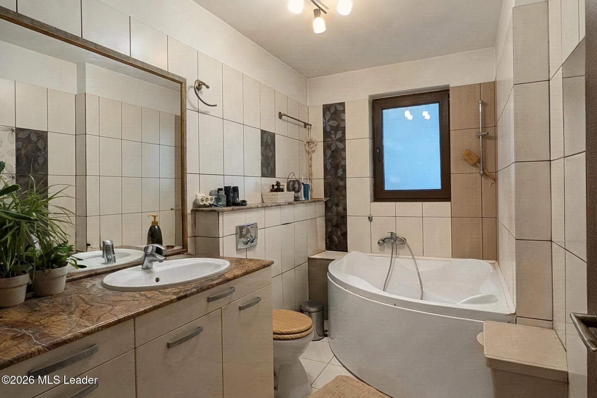 Strada STICLETELUI 57, Pantelimon, Bucuresti Ilfov, 077145, 3 Dormitoare Dormitoare, 2 BăiBăi,Casa/Vila,Reprezentari Comision 0%,STICLETELUI,0,01-7002