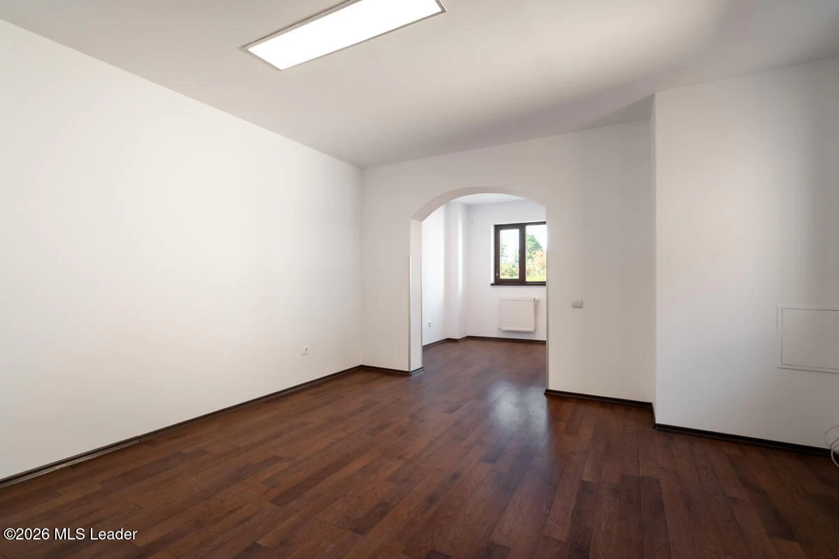 Strada COL. MED. STOENESCU 11, Bucuresti, Bucuresti Ilfov, 050457, 6 Dormitor Dormitoare, 4 BaieBăi,Casa/Vila,Reprezentari Comision 0%,COL. MED. STOENESCU,0,01-6611