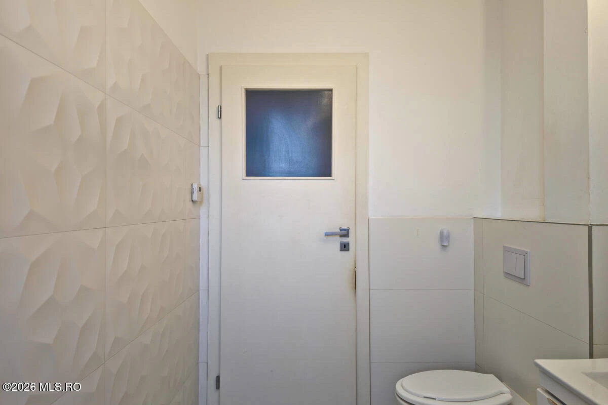 Strada CRINULUI 30 Ap 1, Giroc, Timis, 307220, 1 Dormitor Dormitoare, 1 BaieBăi,Apartament,Reprezentari Comision 0%,CRINULUI,0,03-392