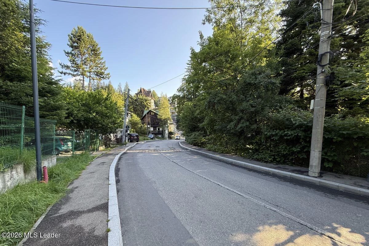 Strada AOSTA 41B, Sinaia, Prahova, 106100, 0 , 0,Teren,Reprezentari Comision 0%,AOSTA,0,01-7015
