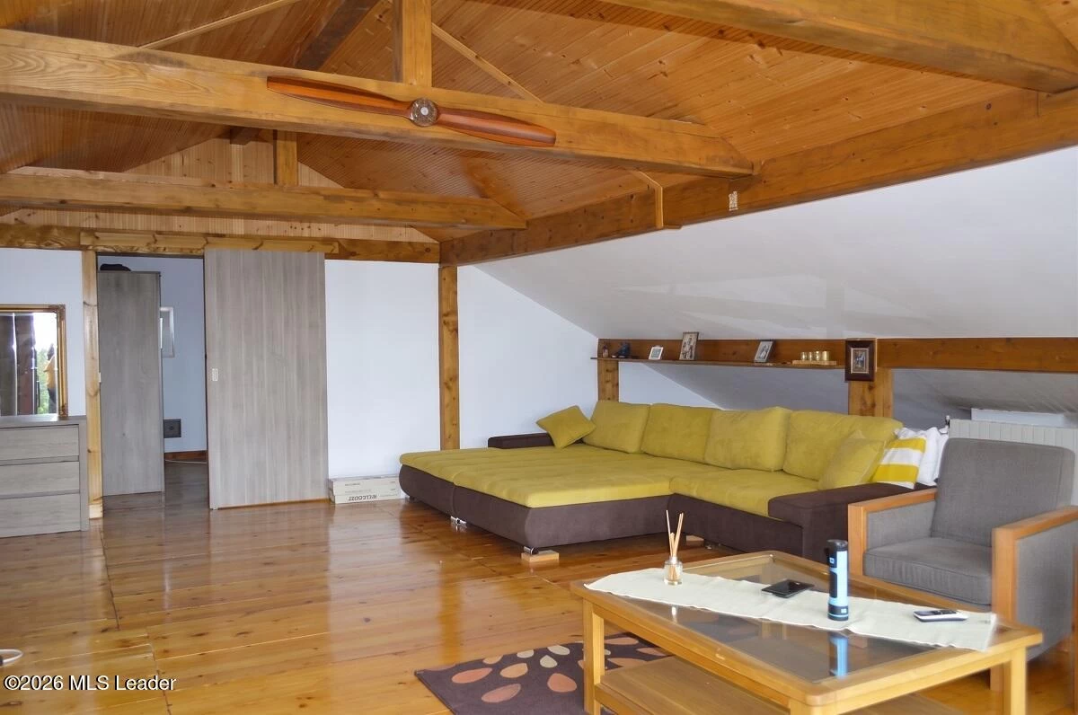 Strada TARNITA 21, Curtea de Arges, Arges, 115300, 4 Dormitor Dormitoare, 2 BaieBăi,Casa/Vila,Reprezentari Comision 0%,TARNITA,0,01-7021