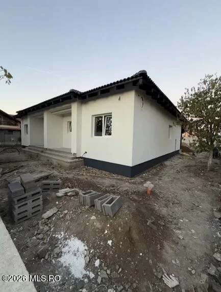 Strada PLOPILOR, Utvin, Timis, 2 Dormitor Dormitoare, 1 BaieBăi,Casa/Vila,Anunturi Verificate,PLOPILOR,0,F3-47054