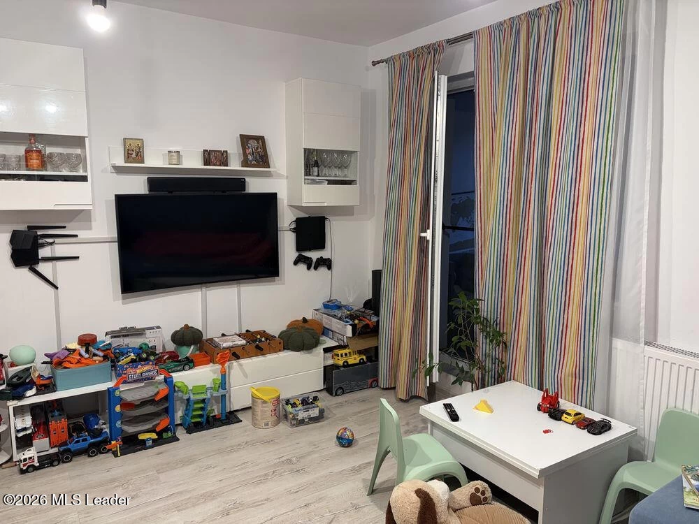Strada TINERETULUI, Chiajna, Bucuresti Ilfov, 2 Dormitor Dormitoare, 2 BaieBăi,Apartament,Anunturi Verificate,TINERETULUI,0,F1-258939