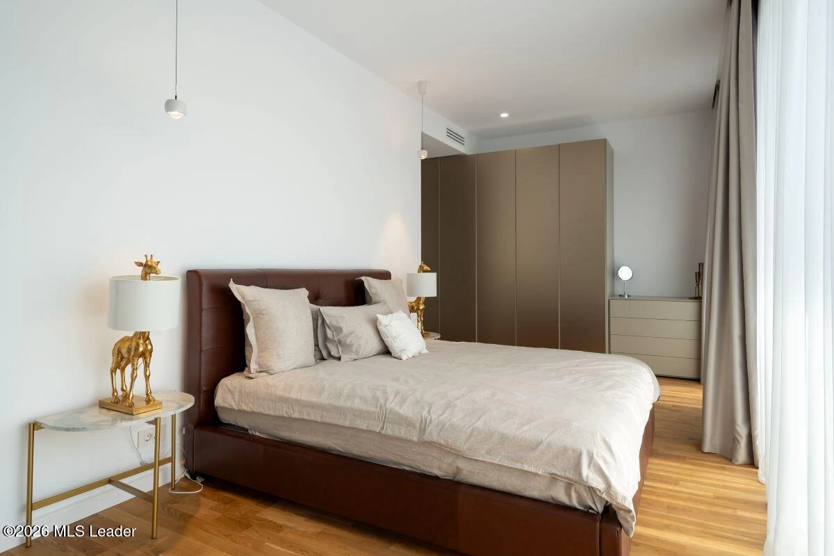 Strada LAPUSNEANU ALEXANDRU 19 B Casa Como, Voluntari, Bucuresti Ilfov, 077190, 4 Dormitor Dormitoare, 4 BaieBăi,Casa/Vila,Reprezentari Comision 0%,LAPUSNEANU ALEXANDRU,0,01-6477