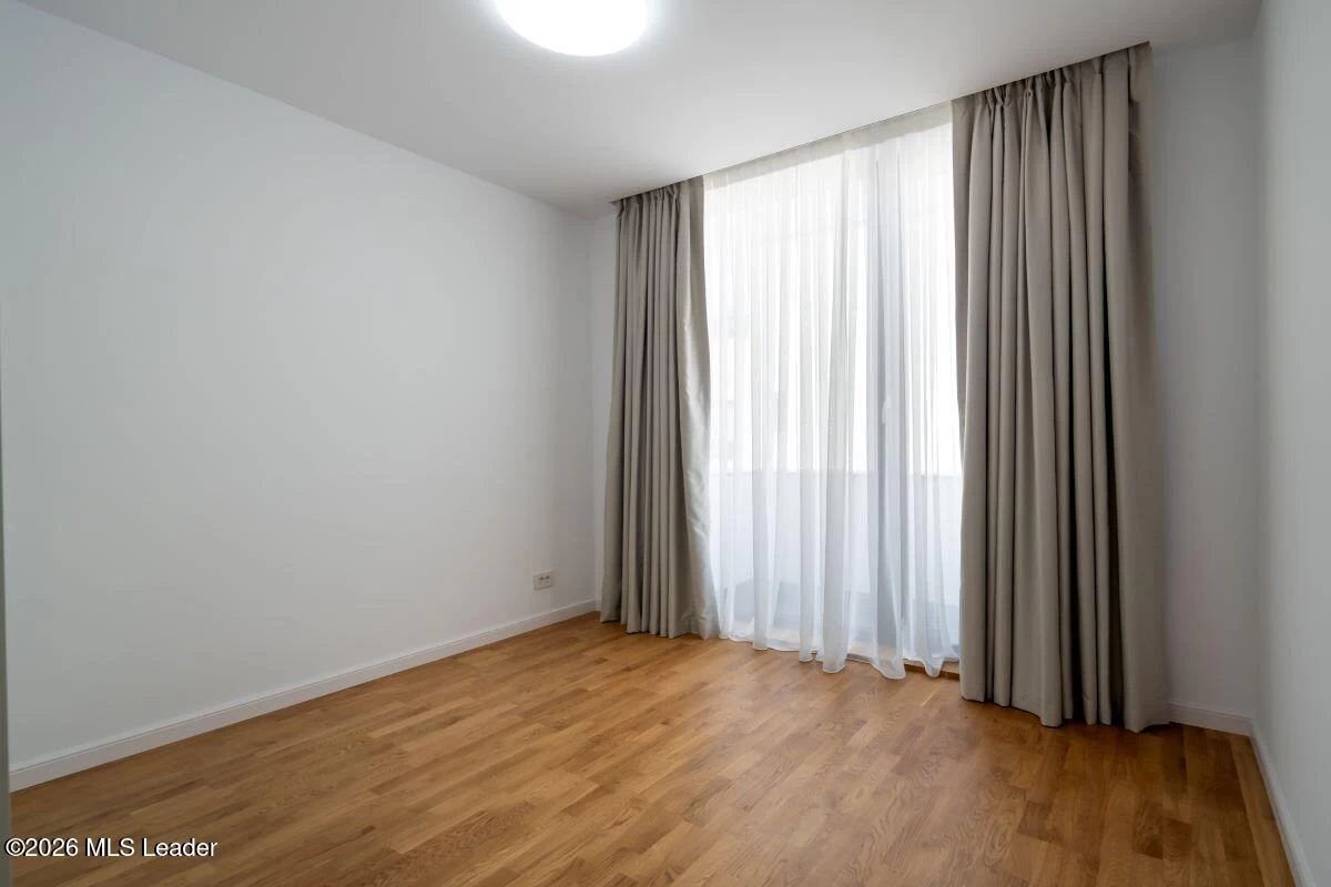 Strada LAPUSNEANU ALEXANDRU 19 B Casa Como, Voluntari, Bucuresti Ilfov, 077190, 4 Dormitor Dormitoare, 4 BaieBăi,Casa/Vila,Reprezentari Comision 0%,LAPUSNEANU ALEXANDRU,0,01-6477