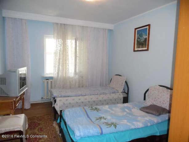 128357088_8_644x461_vila-de-vanzare-p-1-