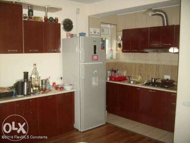 33206643_7_644x461_inchiriez-vila-p-1-ga