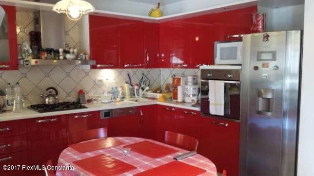 161628553_4_644x461_vand-vila-constanta-