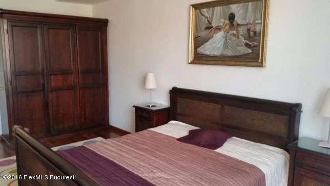 115107676_7_644x461_vila-balotesti-