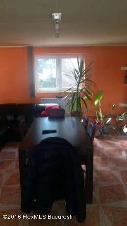 130021528_7_644x461_casa-de-vanzare-in-d