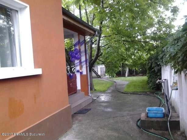 156784045_3_644x461_casa-de-vanzare-case