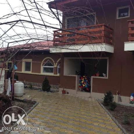 49477139_2_644x461_vand-casa-la-curte-in