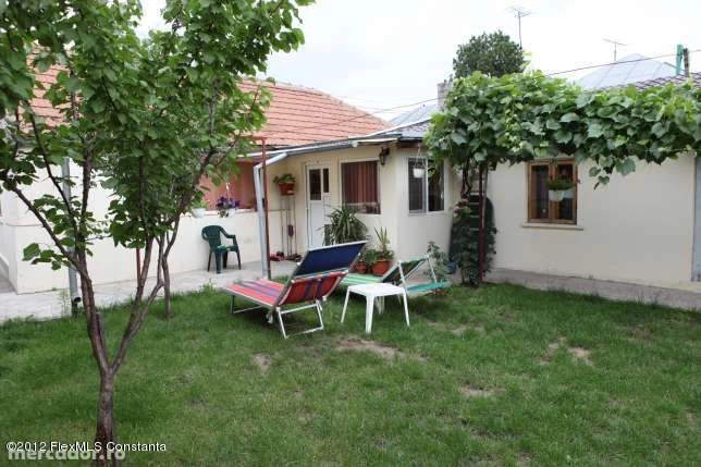 243288_1_644x461_casa-3-camere-260mdesch