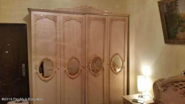 106258564_8_644x461_vand-parter-vila-cu-