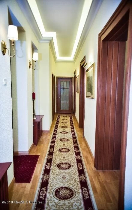 199197089_3_1000x700_casa-vila-3-nivele-