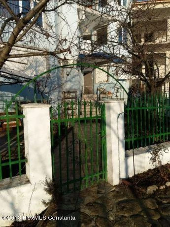 203181485_4_644x461_casa-cu-vedere-la-ma