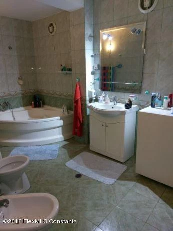 146203757_5_644x461_casa-eforie-nord-poz