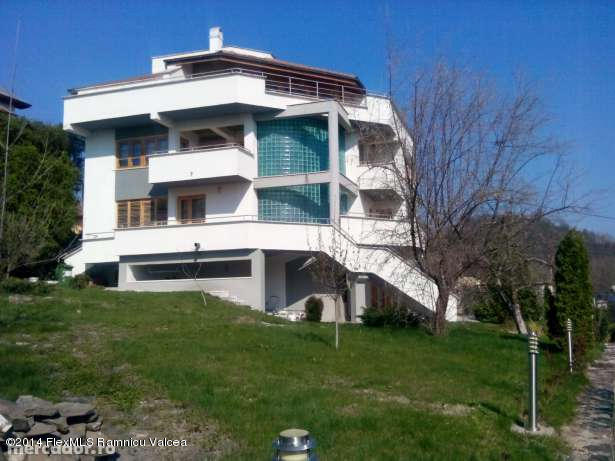 26973207_3_644x461_vand-vila-superbacu-o