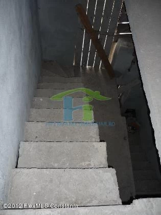 14271_AT8328542Je_P1180290_resize