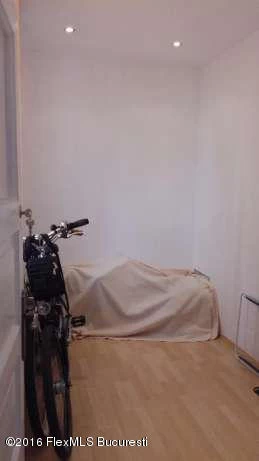 117633960_7_644x461_parter-vila-zona-ura