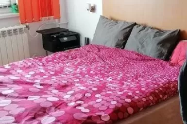 635749794
