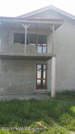 109266048_4_644x461_vila-curte-spatioasa